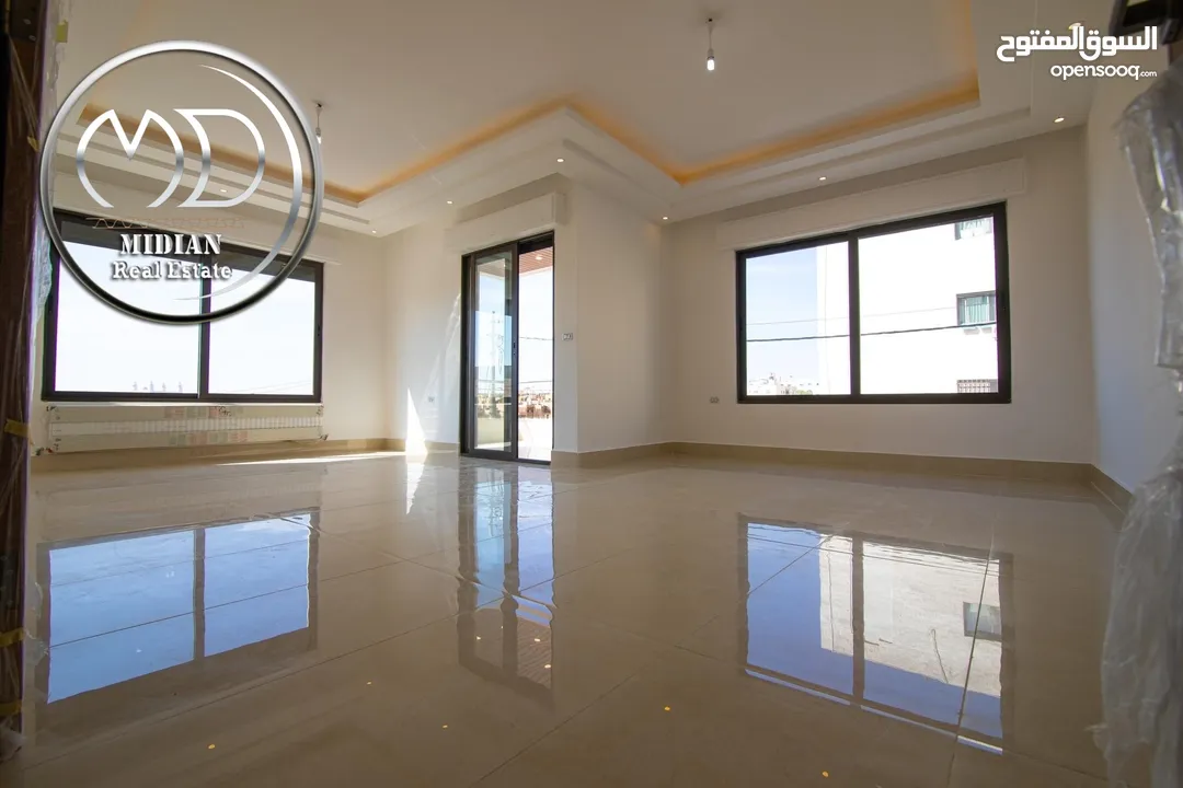 شقق ارضية وطوابق مكررة و أخير مع روف جديدة للبيع خلدا مساحات 150م & 190م مع تراسات و حدائق