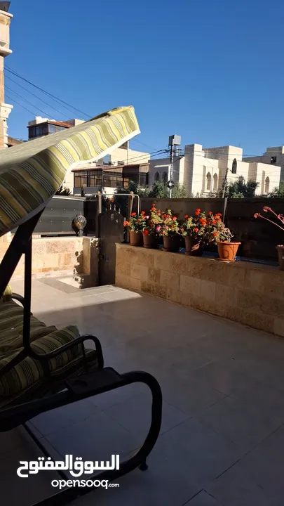 شقة ارضية فاخرة للبيع