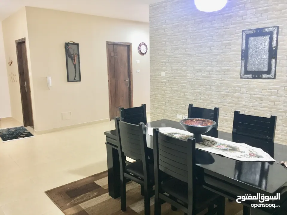 شقة مفروشة شهري