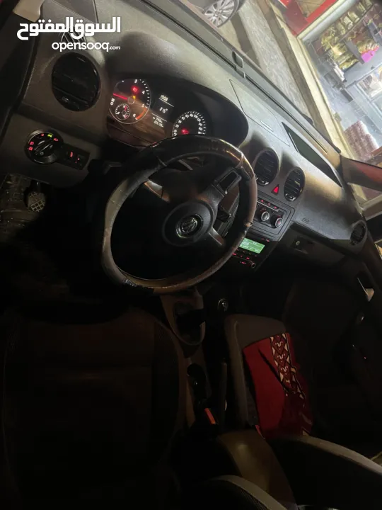 كادي بالكرتونه 2014 كراسي اصلي عداد قليل موجوده بالخليل