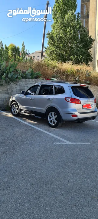 جيب سانتافيه موديل 2008 2×4 للبيع