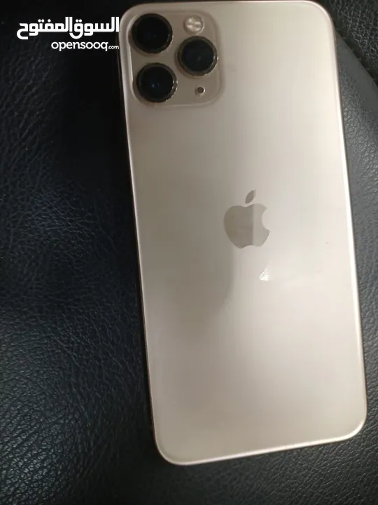 ايفون 11 pro