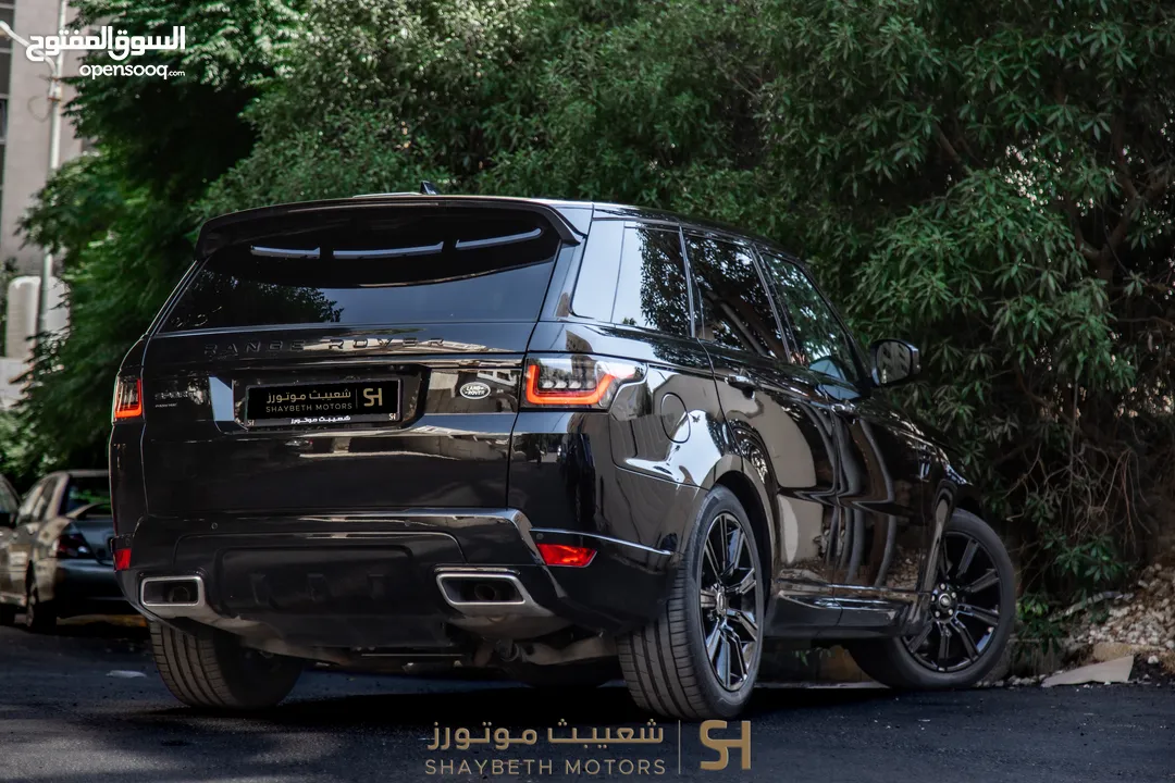 Range Rover Sport P400e Hse 2022 Black Edition لون اسود من الداخل اسود