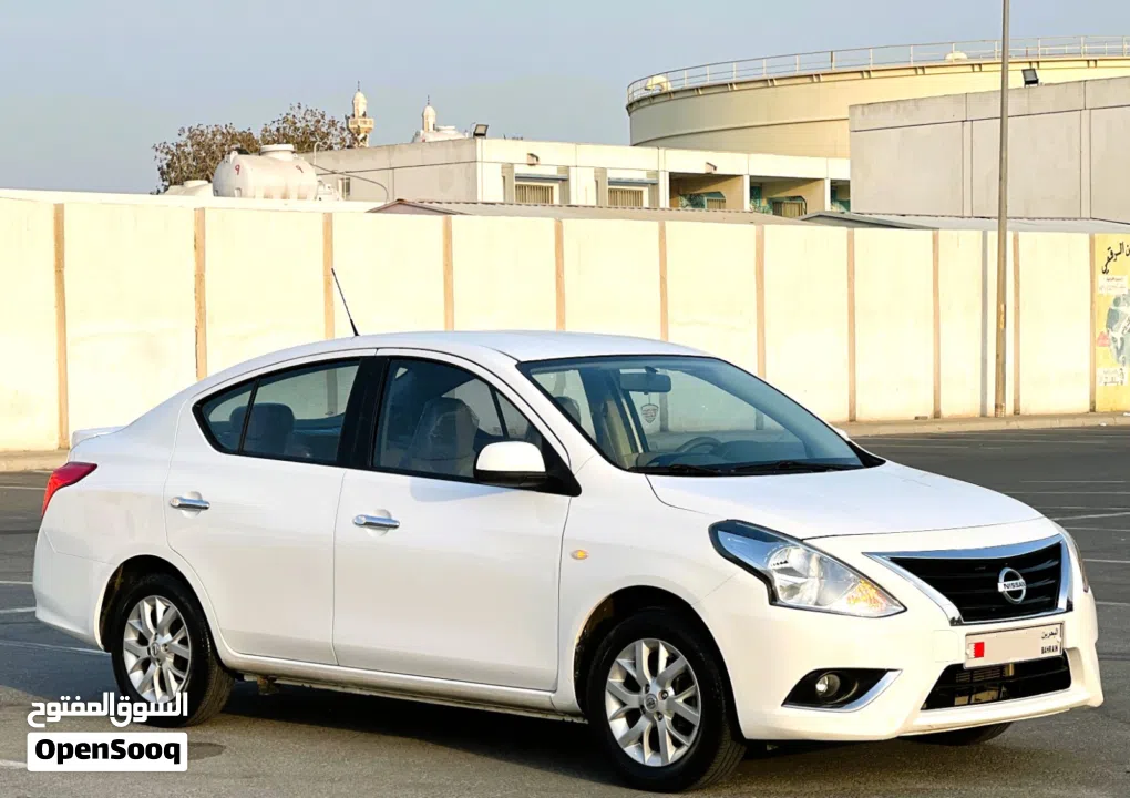 NISSAN SUNNY  2022  Full Option  Only 42000 Kms  Single Owner used