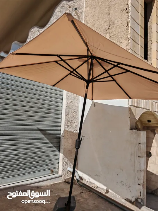 مظلة مربعة او دائرية الوان متعددة