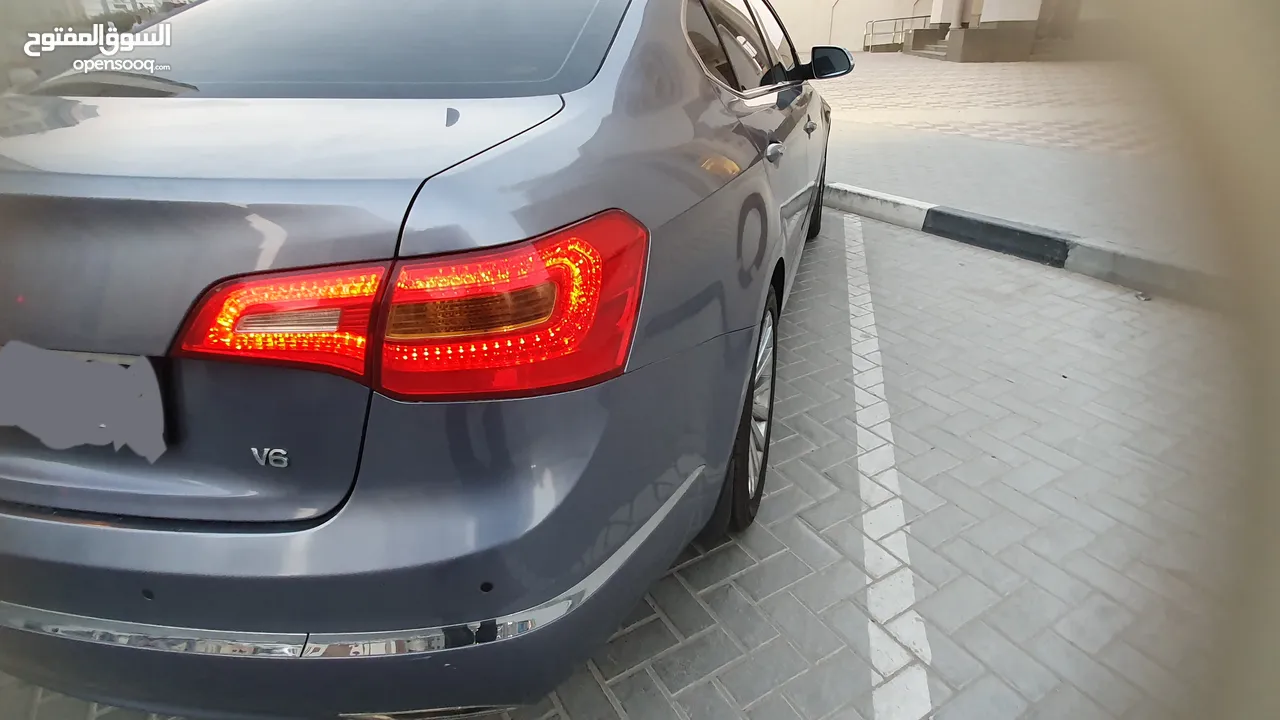 KIA Cadenza, GCC,Low Km,2012,Full Option,  Very Very Good Condition