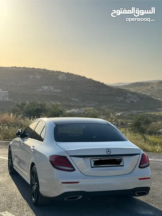 Mercedes Benz e200