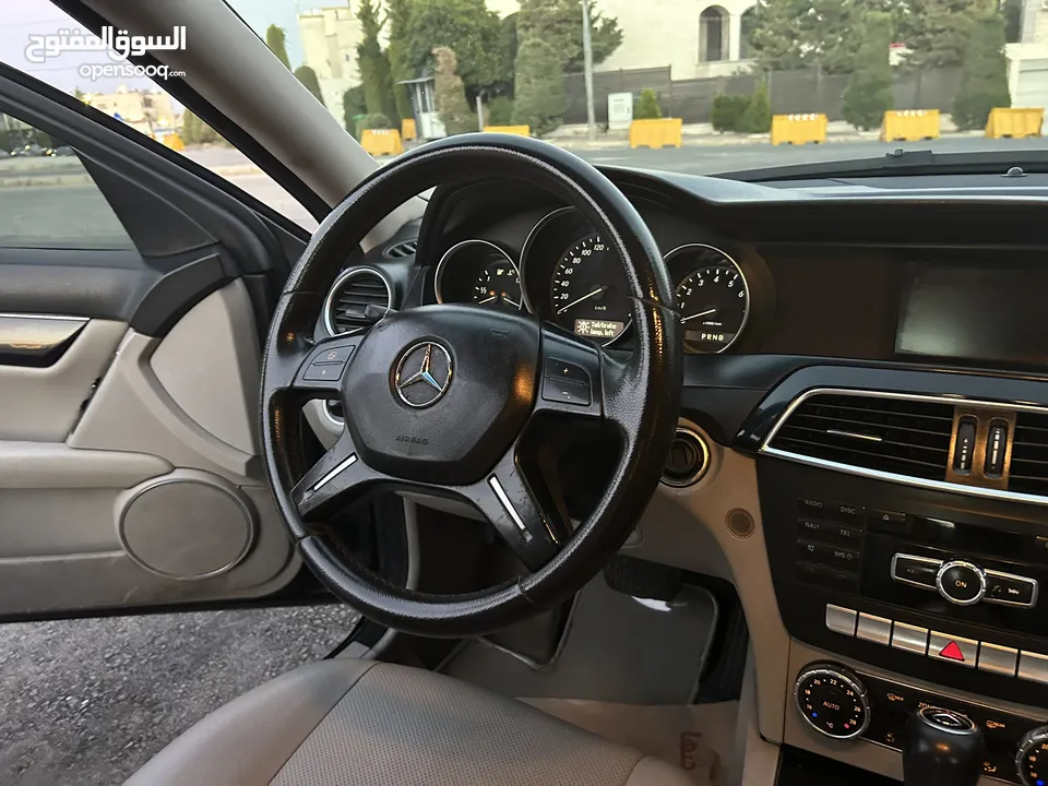 للبيع مرسيدس C200 2012