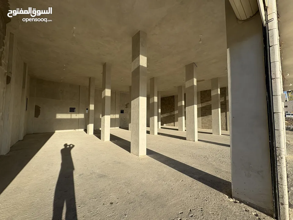 مخازن للإيجار في دورا