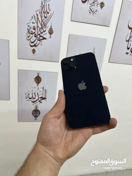 ايفون 14 بلس بحالة الوكاله وارد شرق اوسط  ولا نقرة شبه جديد