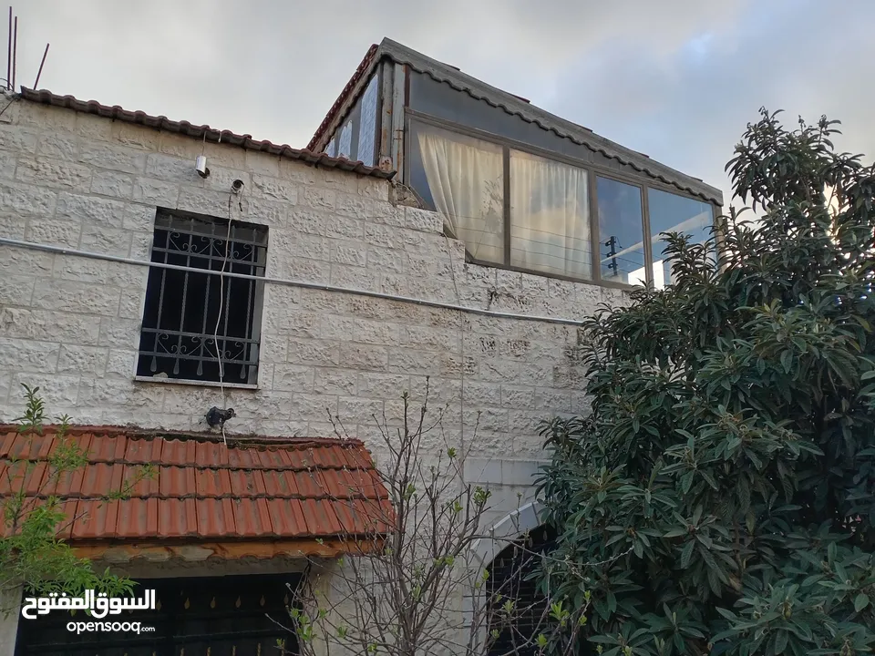 منزل للبيع في العلكوميه خلف مسجد صلاح الدين