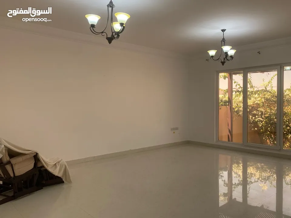 5Me3 Hospitable and Comfortable complex , 5BHK Bosher al Mona