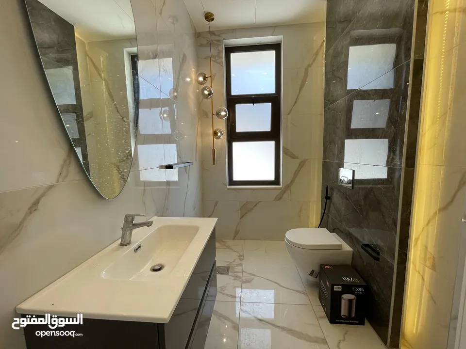 Fully furnished villa for rent in Abdoun  ( Property 38332 )-174796325