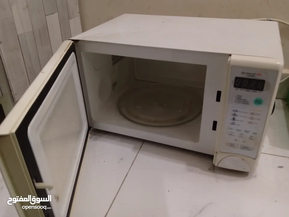 White color oven