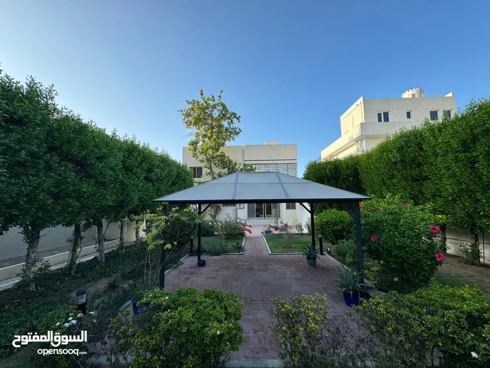 5 + 2 BR Standalone Villa in MSQ with Amazing Garden for Sale
