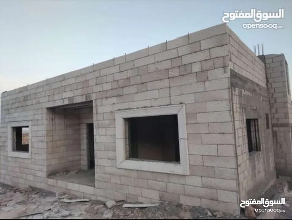 بيت مستقل للبيع في شومر بسعر مغري جدا