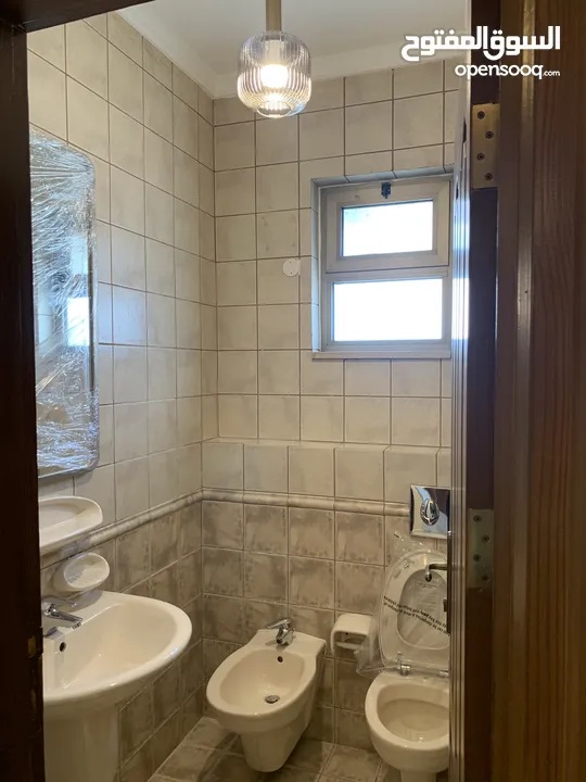 Spacious and Beautiful 3BR Abdoun Apartment for Rent شقه مشمسه بجانب السفاره البريطانيه عبدون