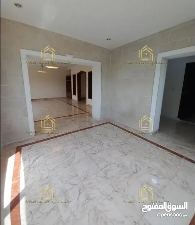 شقة طابقية - خلدا - 4نوم 2 ماستر - 365م - عروضنا غير..