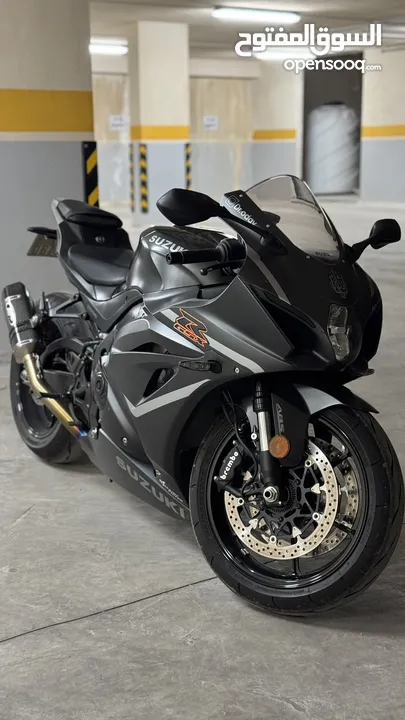 Gsx R1000 full black edition