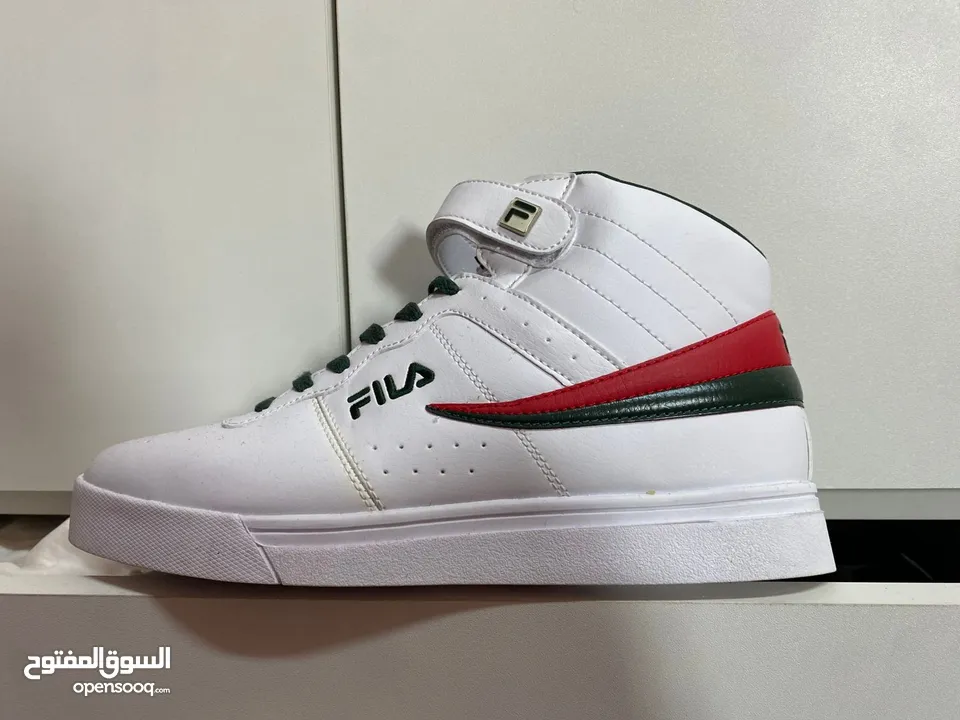 احذية ماركة. adidas & fila