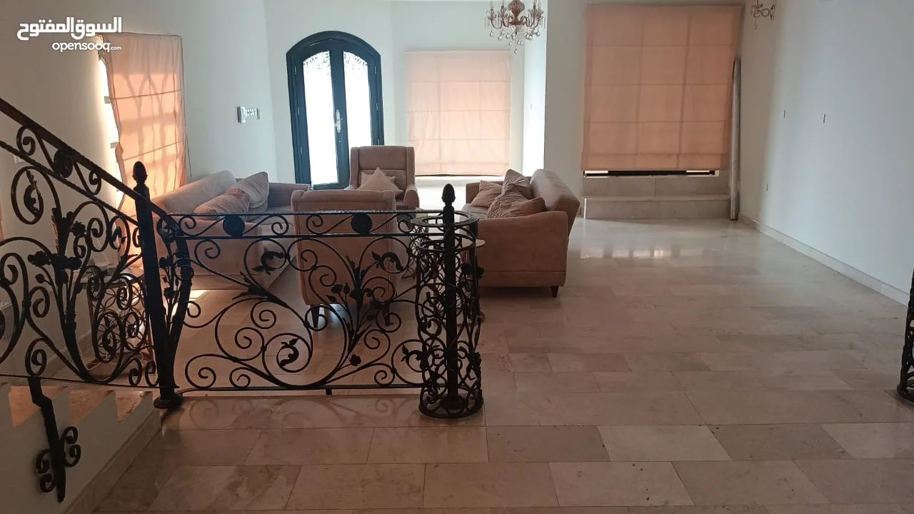 villa for rent in Khwair