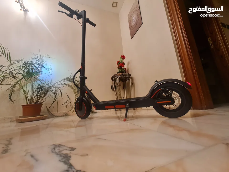 سكوتر كهرباء شاومي مستعمل شهر خفيف جدا بمواصفات عاليه