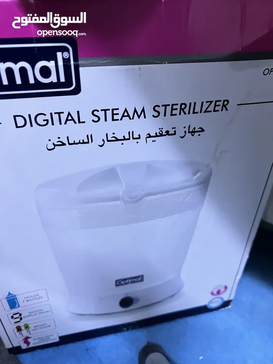 مستلزمات اطفال بحال الجديد بانيو استحمام ، كارسيت، كوت ، هزاز مع موسيقى