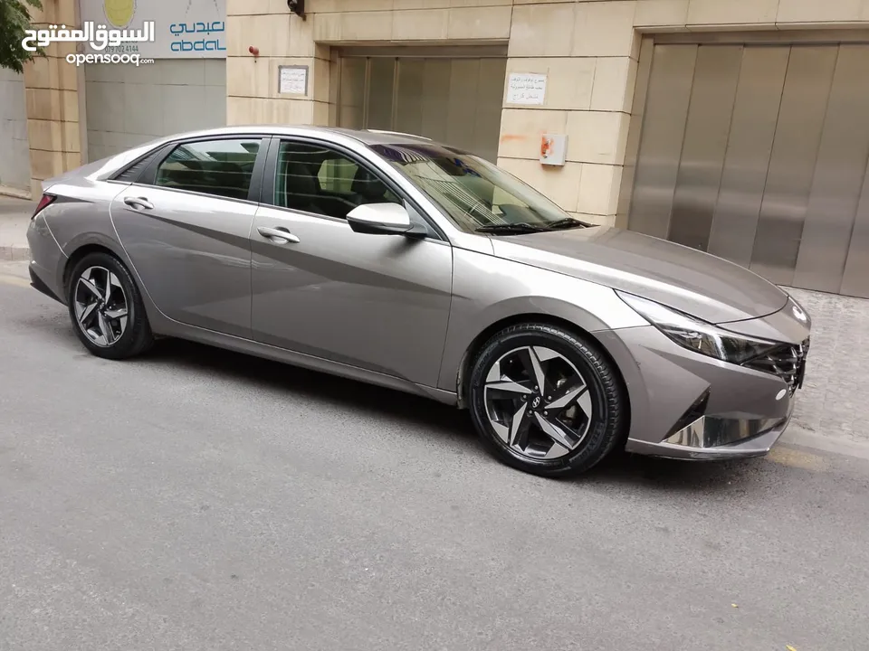 هيونداي النترا هايبرد للأيجار
