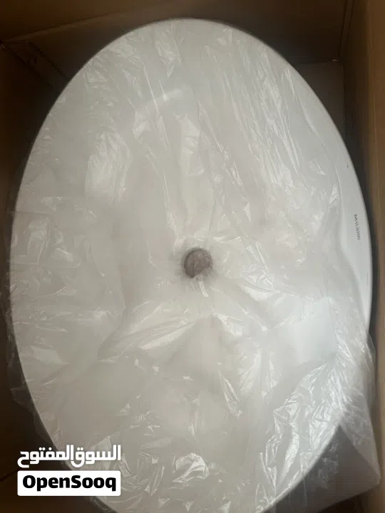 Milano countertop washbasin for bathroom