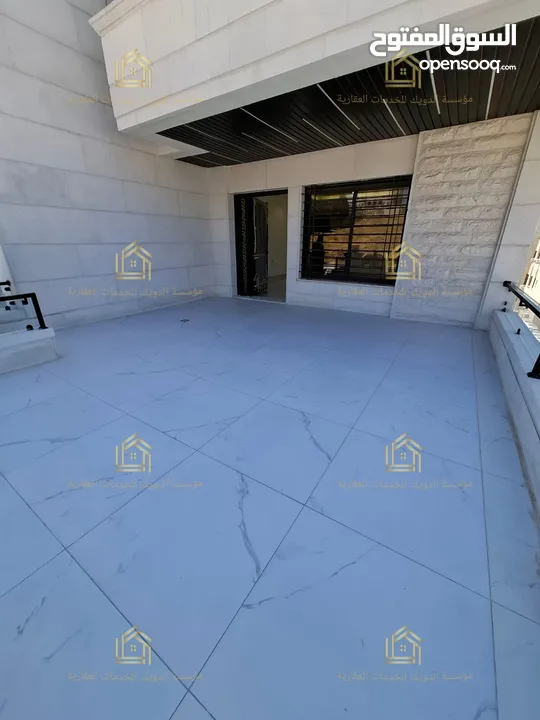 شقة جديدة - لم تسكن - خلدا - 4نوم 2ماستر - ارضية - ترس بإطلالــــه مميزة
