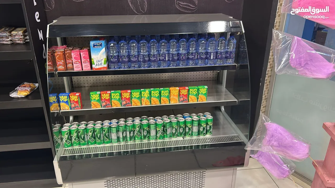 عدة محل بوظة وقهوة كاملة للبيع