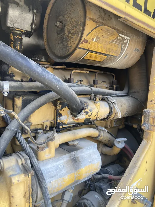 CATERPILLAR 910