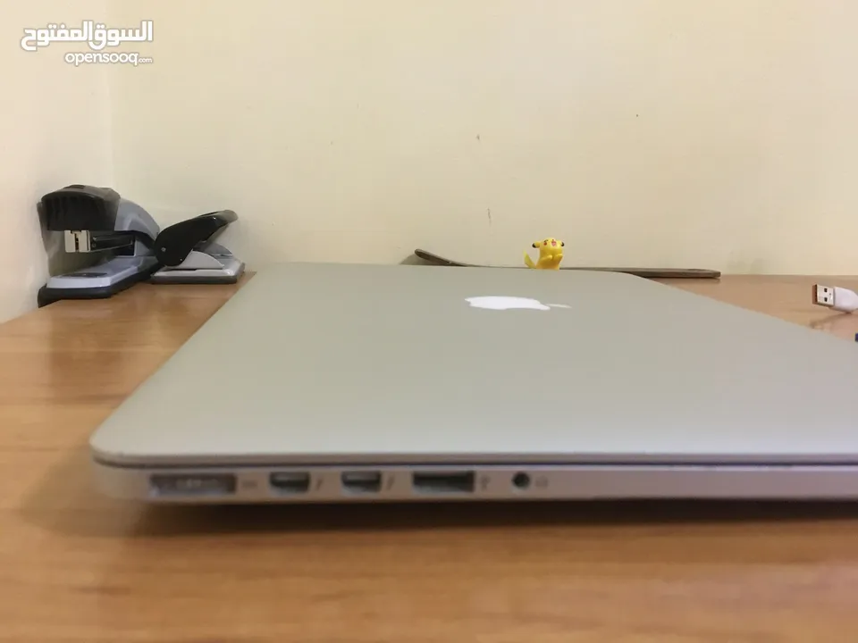 Macbook pro 2014 15inch i7 2.5 ghz اكثييييييير قوي ك معالج و البطاريه بتقعد على الاقل ساعتين