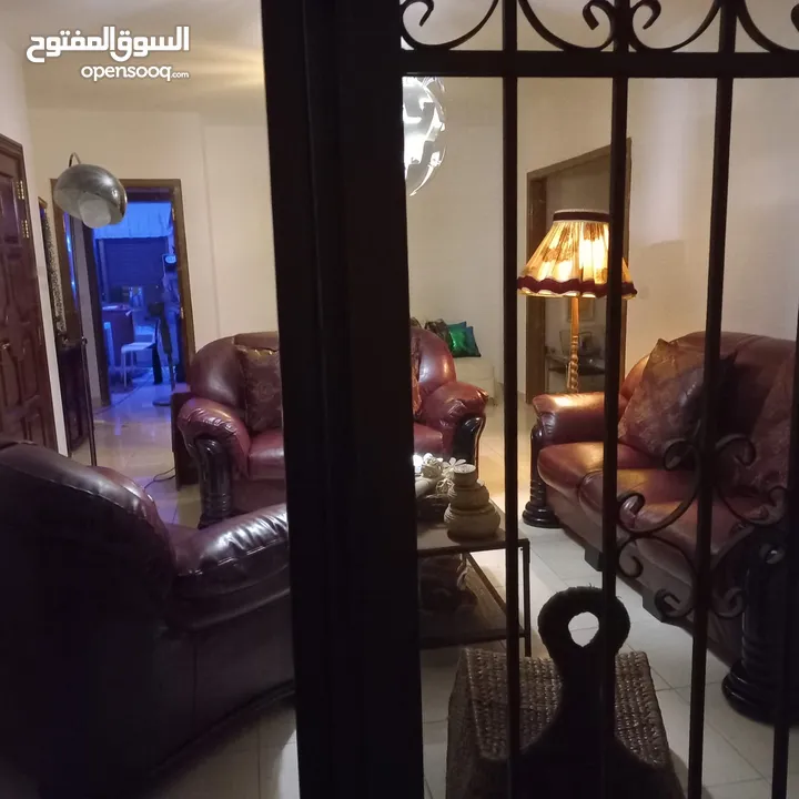 طقم كنب ايطالي جلد طبيعي