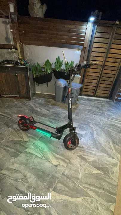 سكوتر Go wheels m4 pro