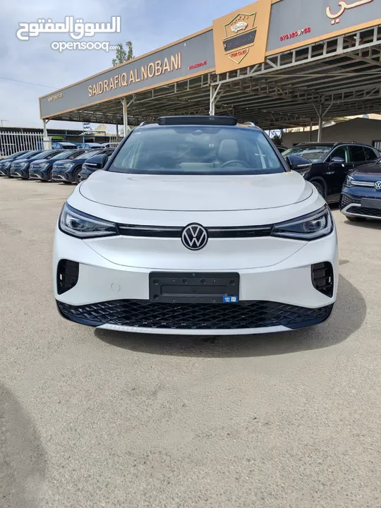 VOLKSWAGEN ID.4 CROZZ PRO Black  piano 2023