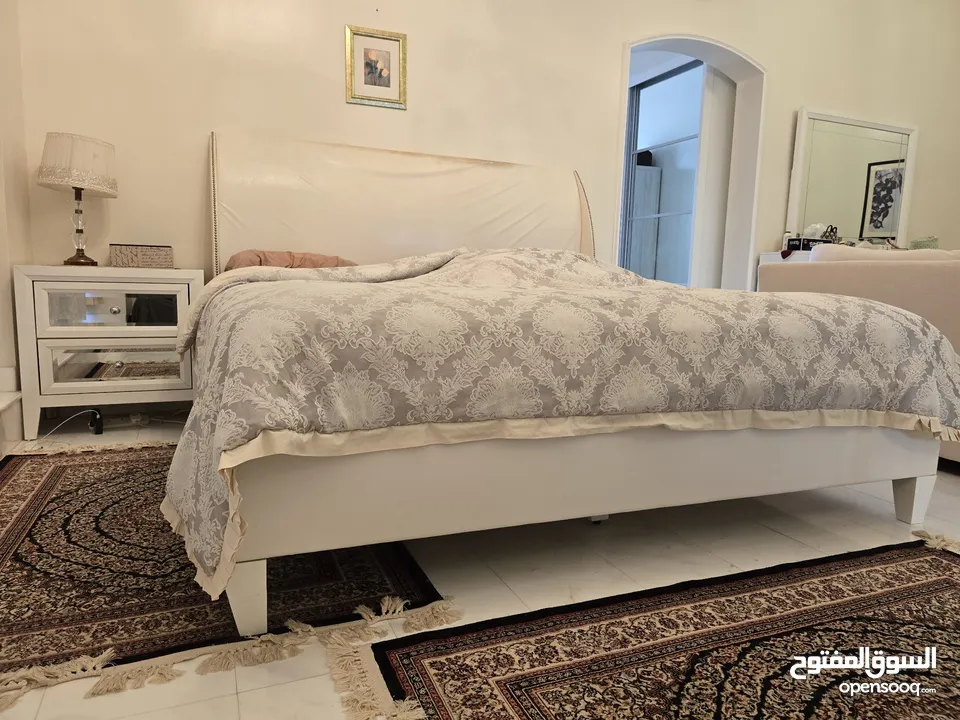 king size bed + two side tables for sale