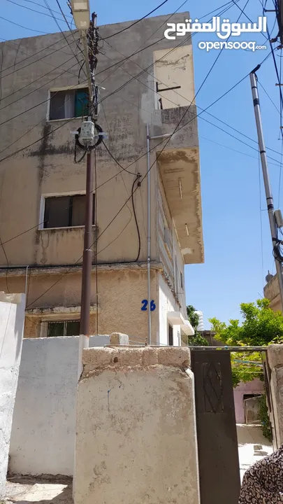 عمارة ثلاث طوابق دوار المدينة الرياضية