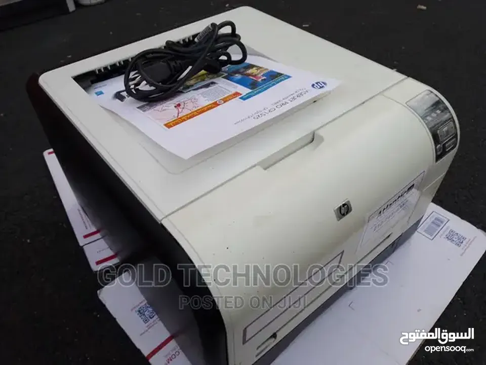 طابعة hp ليزر ملونة بحالة ممتازة وحبر اصلي ملون