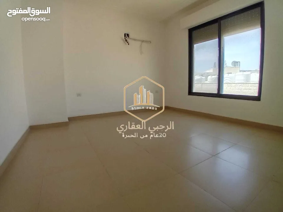 شقة / للايجار / لم تسكن / فاخرة / 3نوم / ديرغبار / 220 متر