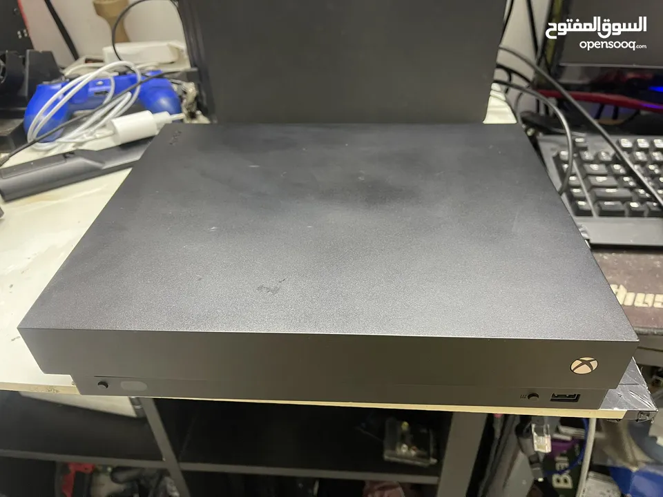 Xbox one x مع آيد