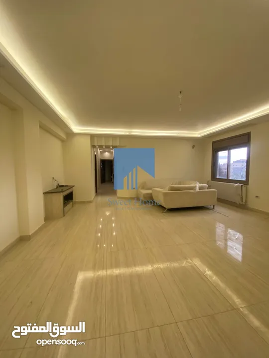 شقة فاخرة للبيع في الجندويل طابق ثالث 200م مع روف 120م دوبلكس تشطيب سوبر ديلوكس