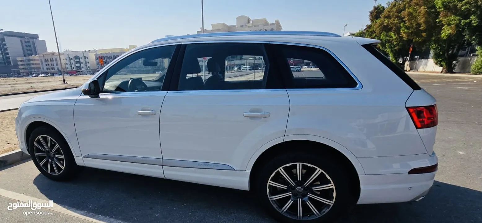 Audi Q7 2016 perfect condition for sale in Dubai