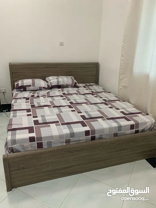 Expat leaving - Furnitures bed wardrobe cupboard mattress table