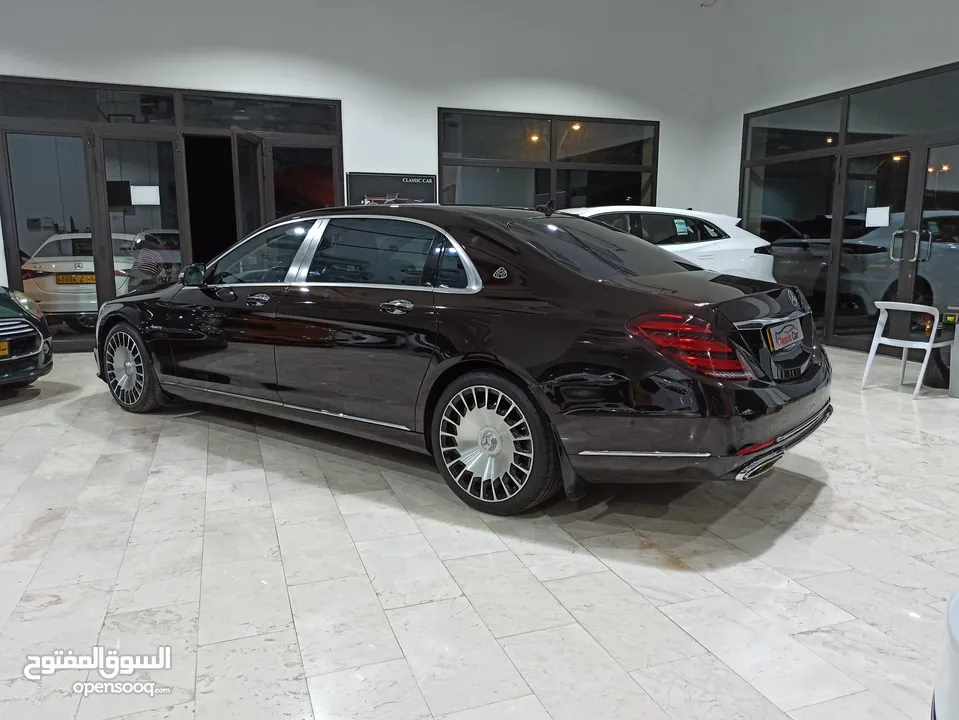 Mercedes Maybach S560