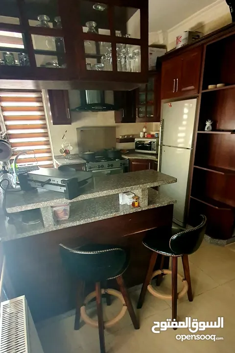 شقة للبيع الجاردنز بسعر مغري