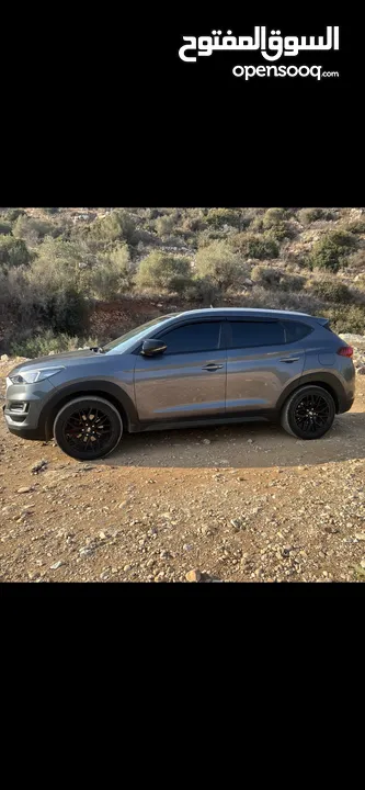 توسان بسعر حرق يد اولى فحص نخب لون فراني مميز جنط ممميز 2020ترخيص 19