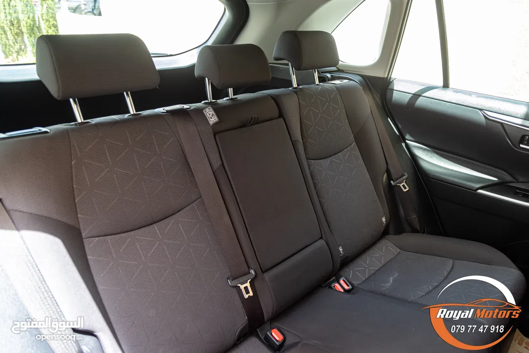 Toyota Rav4 2022 Xle   يمكن التمويل بالتعاون مع المؤسسات المعتمدة لدى المعرض