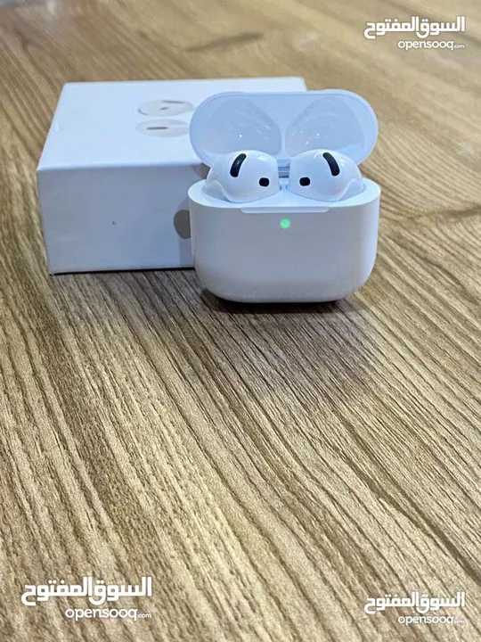 أختار الأصلي وريح راسك النسخة الأحدث والأقوى  بطارية تصل إلى 5ساعات من الأستخدام Apple AirPods 4 AN
