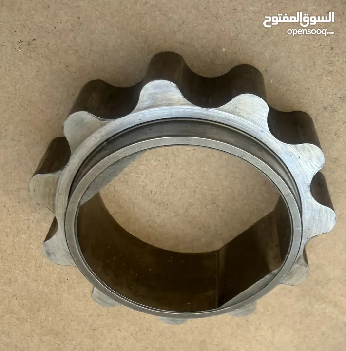 للبيع اغراض متنوعه لاغلب السيارات للتواصل واتساب